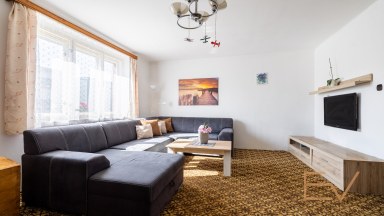 Prodej rodinného domu 4+1, s pozemkem 681 m2 - Nové Strašecí
