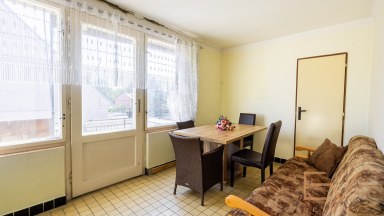 Prodej rodinného domu 4+1, s pozemkem 681 m2 - Nové Strašecí