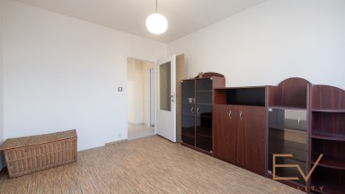 Prodej bytu 3+1, 70 m2 + lodžie 6 m2 - Praha - Řepy