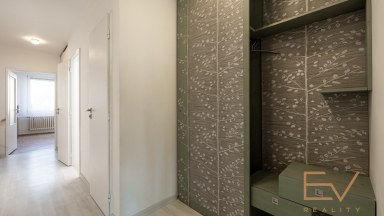 Prodej bytu 3+1, 70 m2 + lodžie 6 m2 - Praha - Řepy