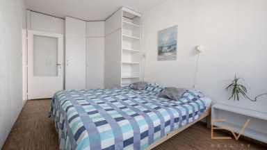 Prodej bytu 3+1, 70 m2 + lodžie 6 m2 - Praha - Řepy