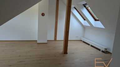Pronájem bytu 3+KK, 101 m2 + Terasa 11 m2 - Praha Jeseniova