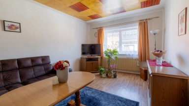 Prodej rodinného domu 2+1,3+1 m2,s pozemkem 327 m2 - Nové Strašecí 