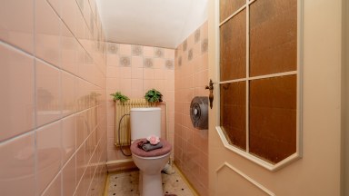 Prodej rodinného domu 2+1,3+1 m2,s pozemkem 327 m2 - Nové Strašecí 