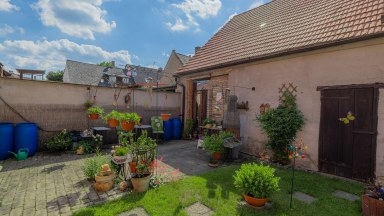 Prodej rodinného domu 163 m2,s pozemkem 327 m2 - Nové Strašecí 